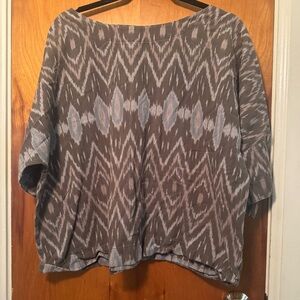Gray and Blue Patterned Women's Top